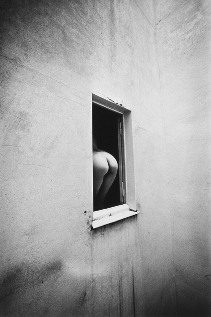 Jeanloup Sieff, Ass in Window Jeanloup Sieff, Ass in Window