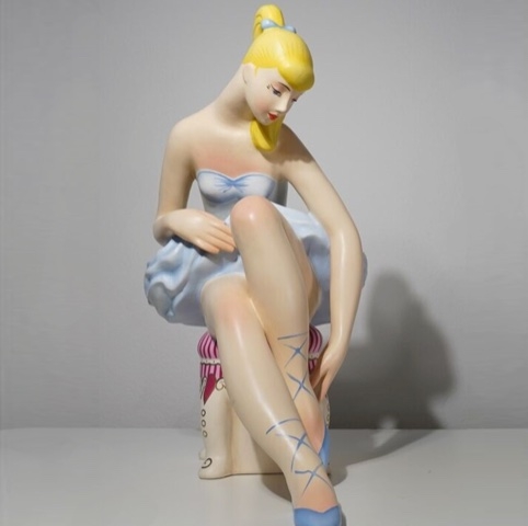 Jeff Koons, Seated Ballerina, 2015 Jeff Koons, Seated Ballerina, 2015