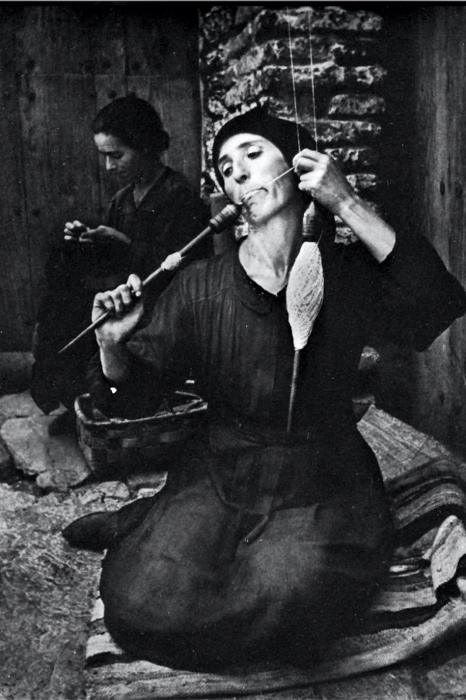 W. Eugene Smith, Spinner W. Eugene Smith, Spinner